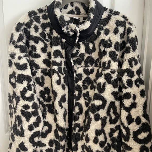 Old Navy Fleece Jacket - Picture 1 of 3